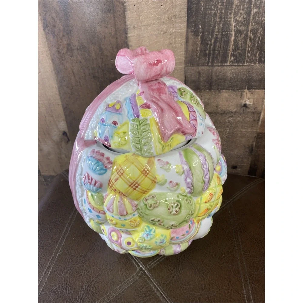 PBC International‎ 3D Easter Egg Cookie Jar Vintage Holiday Ribbon Bow 8x10